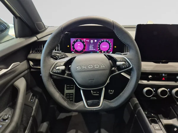 SKODA Superb SW (2026) — foto 24 van 25