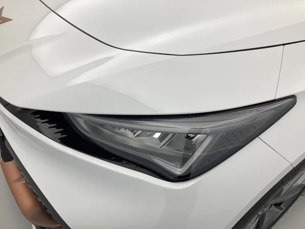 CUPRA Born (2022) — foto 22 van 32