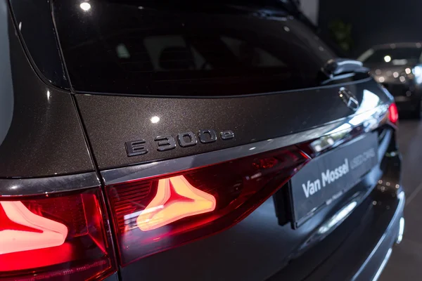 Mercedes-Benz E-Klasse (2024) — foto 4 van 46