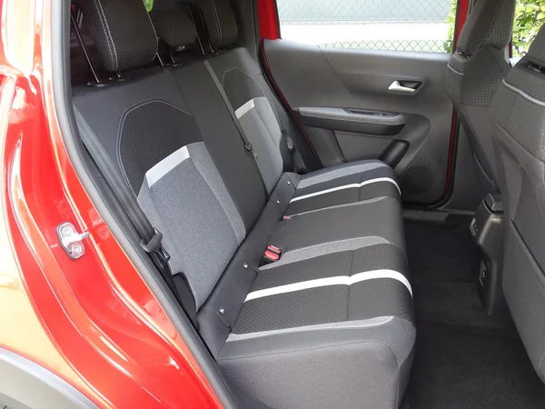 Opel Frontera (2025) — foto 7 van 28