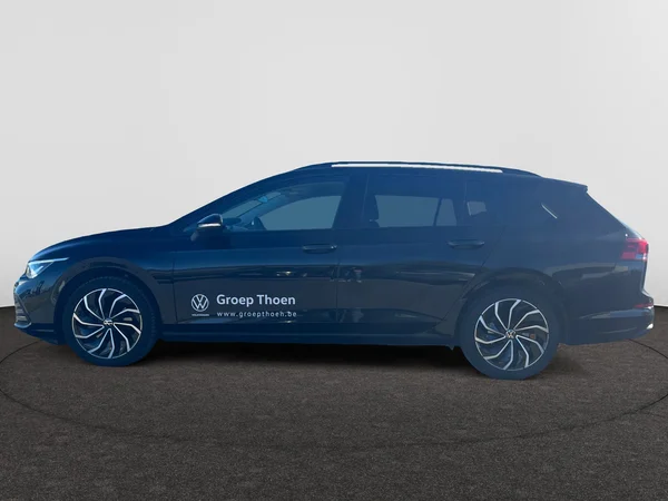 VOLKSWAGEN Golf VIII SW (2024) — foto 9 van 24