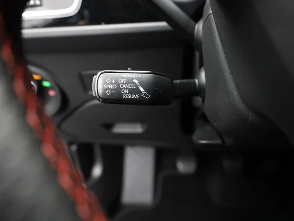 SEAT Leon (2020) — foto 6 van 22
