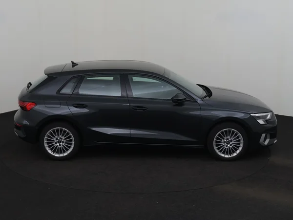 AUDI A3 (2022) — foto 25 van 29