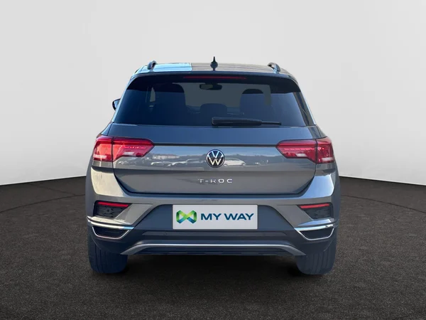 VOLKSWAGEN T-Roc (2021) — foto 13 van 16