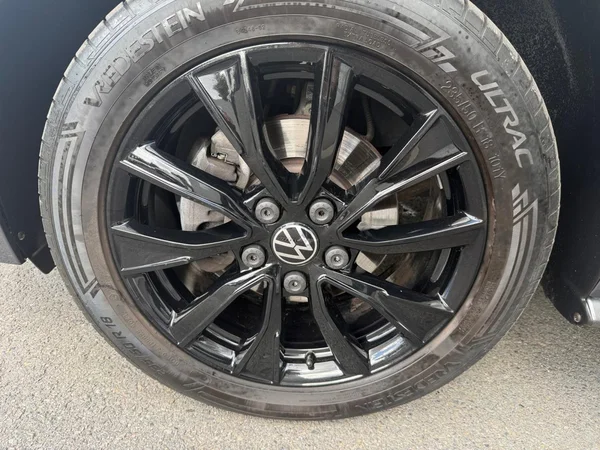 VOLKSWAGEN Multivan T7 Dsl (2023) — foto 19 van 23