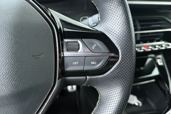 Peugeot 208 (2023) — foto 7 van 22