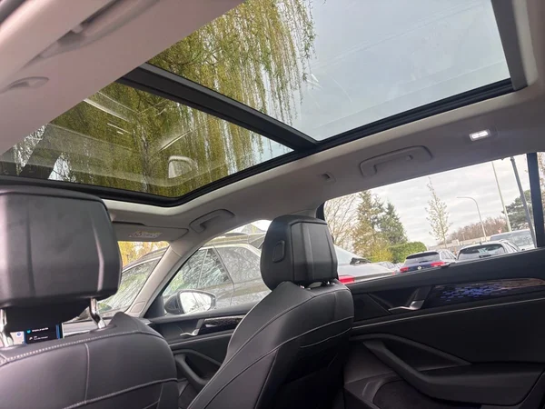 VOLKSWAGEN Passat SW (2025) — foto 9 van 20