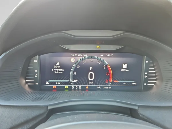 SKODA Scala (2024) — foto 18 van 23