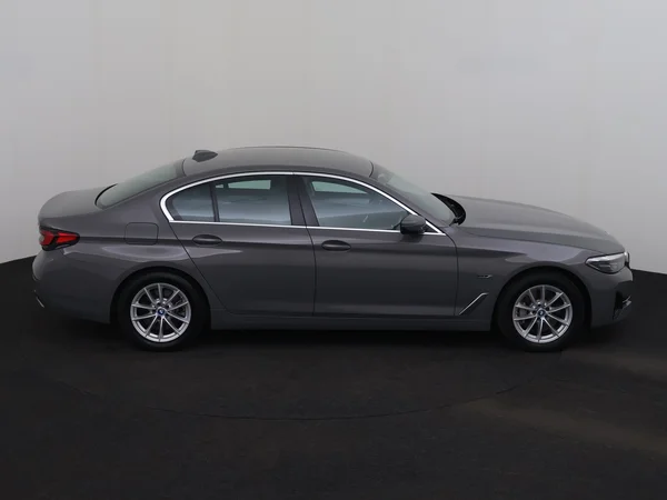 BMW 520 (2022) — foto 28 van 32
