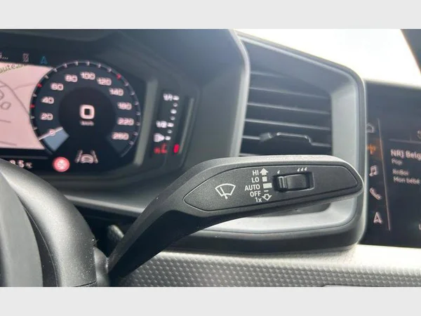 Audi A1 Sportback (2024) — foto 18 van 29