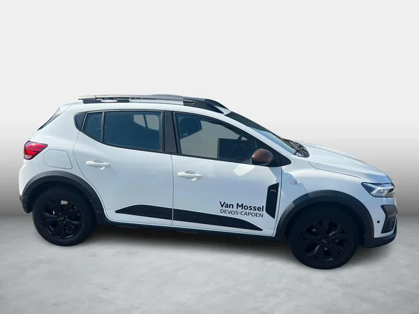 Dacia Sandero Stepway (2024) — foto 16 van 21