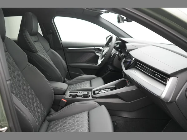 AUDI A3 Sportback PHEV (2025) — foto 15 van 35