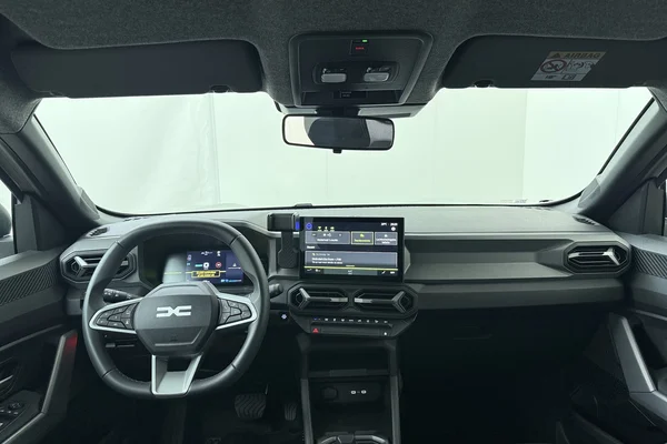 Dacia Duster Hybrid (HEV) (2026) — foto 16 van 16