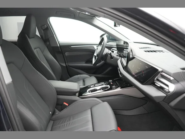 AUDI A6 Avant (2025) — foto 14 van 39