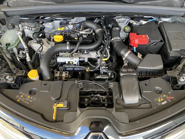 Renault Captur (2022) — foto 13 van 22