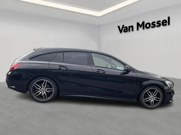 Mercedes-Benz CLA (2019) — foto 17 van 21