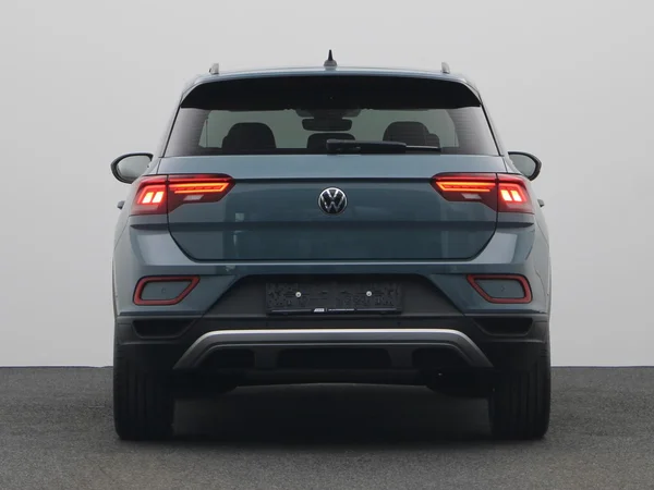 VOLKSWAGEN T-Roc (2023) — foto 16 van 19