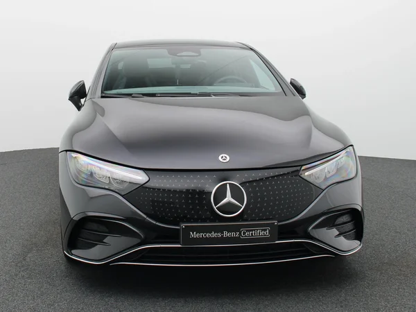 Mercedes-Benz EQE (2025) — foto 18 van 24