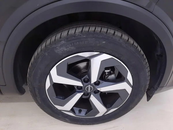 Nissan Qashqai (2023) — foto 8 van 27