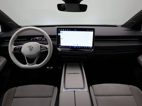 VOLKSWAGEN ID.7 Tourer (2024) — foto 2 van 25