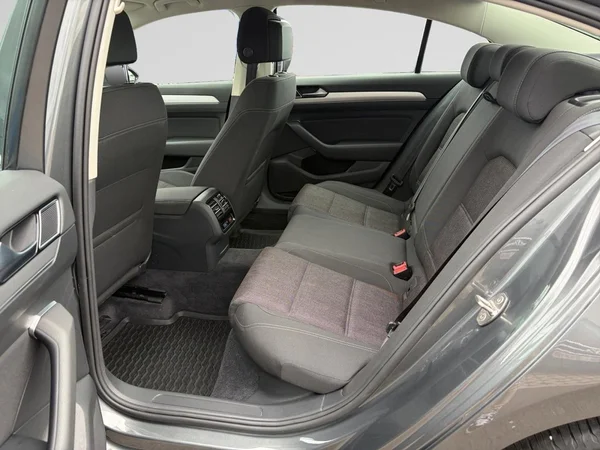 VOLKSWAGEN Passat Dsl (2015) — foto 9 van 11
