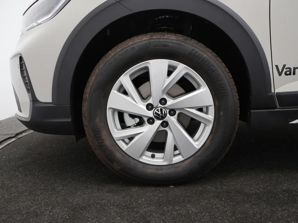 VOLKSWAGEN Taigo (2025) — foto 11 van 21