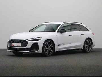 AUDI A5 Avant e-hybrid (PHEV) (2025)