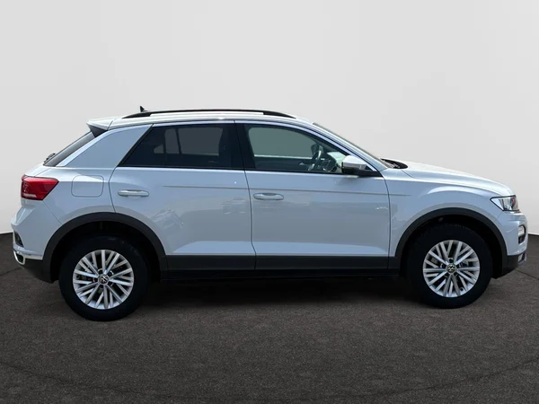 VOLKSWAGEN T-Roc (2021) — foto 18 van 21