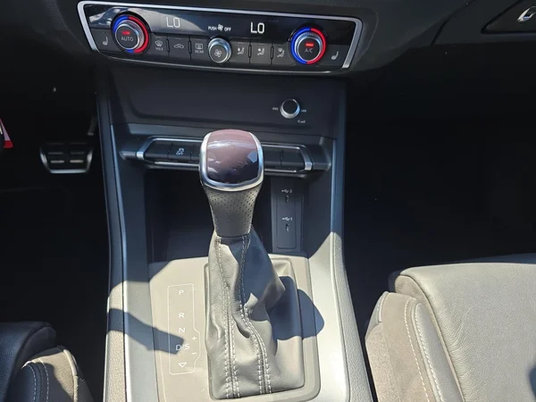 AUDI Q3 (2022) — foto 13 van 14