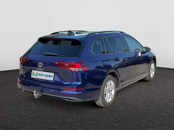 VOLKSWAGEN Golf VIII SW (2024) — foto 12 van 22