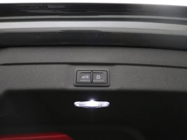 AUDI A5 Avant e-hybrid (PHEV) (2025) — foto 9 van 21