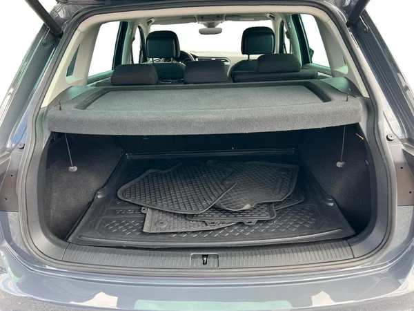 VOLKSWAGEN Tiguan (2021) — foto 6 van 18