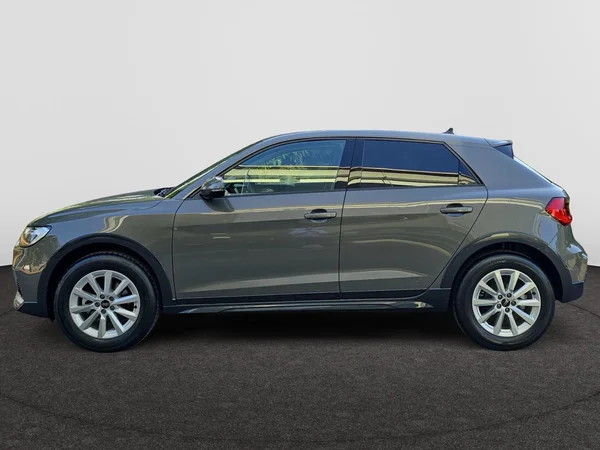 AUDI A1 Allstreet (2025) — foto 11 van 18