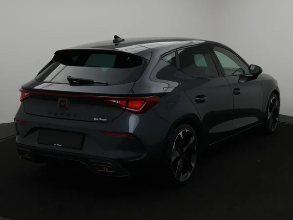 CUPRA Leon (2023) — foto 15 van 31