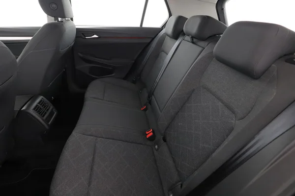 Volkswagen Golf (2021) — foto 5 van 16