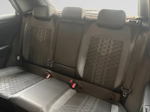 VOLKSWAGEN T-Roc (2026) — foto 3 van 15
