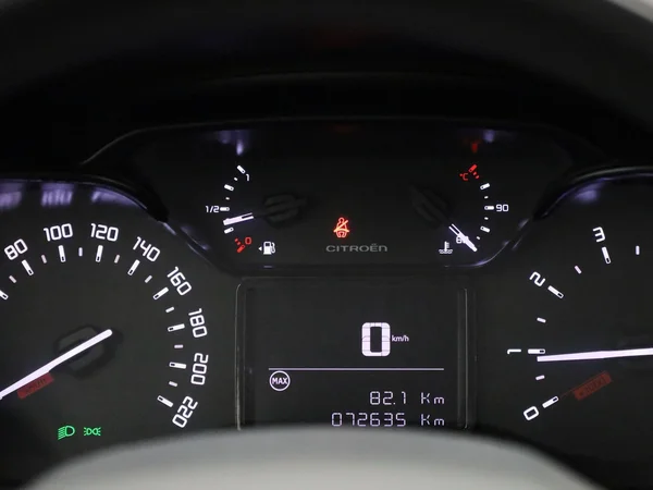 Citroën C3 (2022) — foto 2 van 38