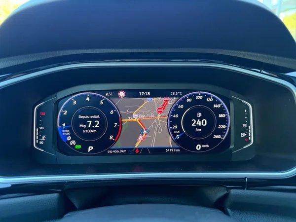VOLKSWAGEN T-Roc (2022) — foto 4 van 17