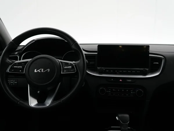 Kia Ceed (2024) — foto 5 van 19