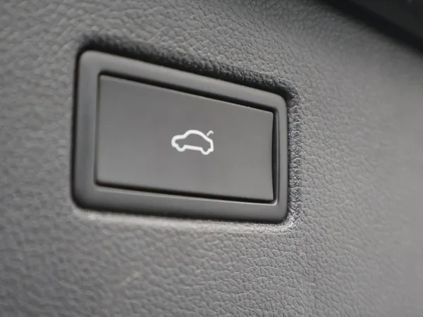 Volkswagen Tiguan (2022) — foto 9 van 25