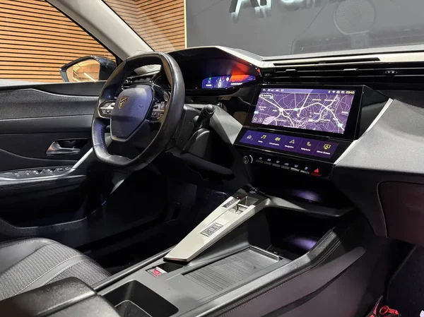 Peugeot 308 (2023) — foto 10 van 26