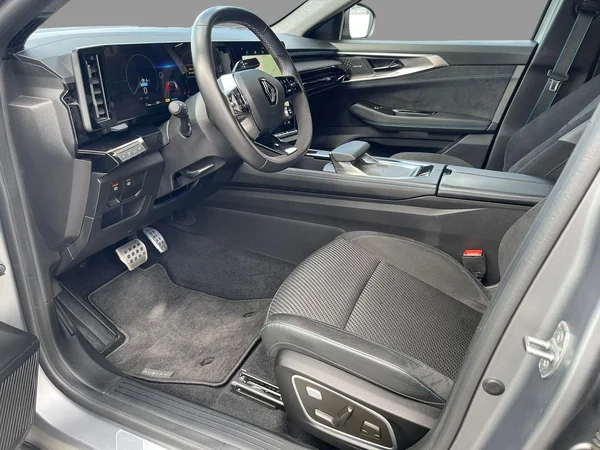 Renault Austral (2024) — foto 6 van 31