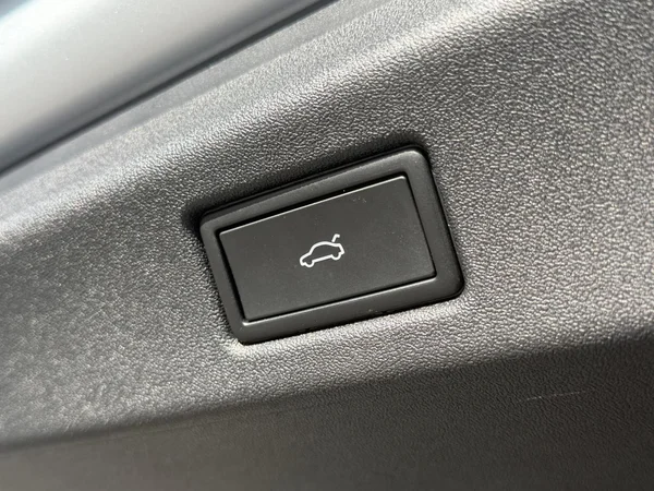 VOLKSWAGEN ID.7 Tourer (2025) — foto 3 van 23