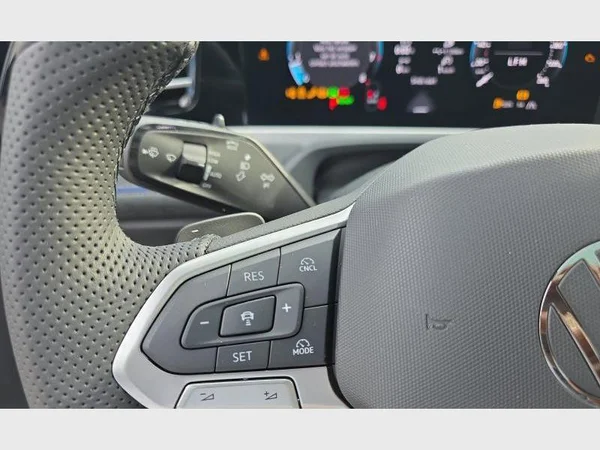 VOLKSWAGEN Passat SW (2026) — foto 6 van 24