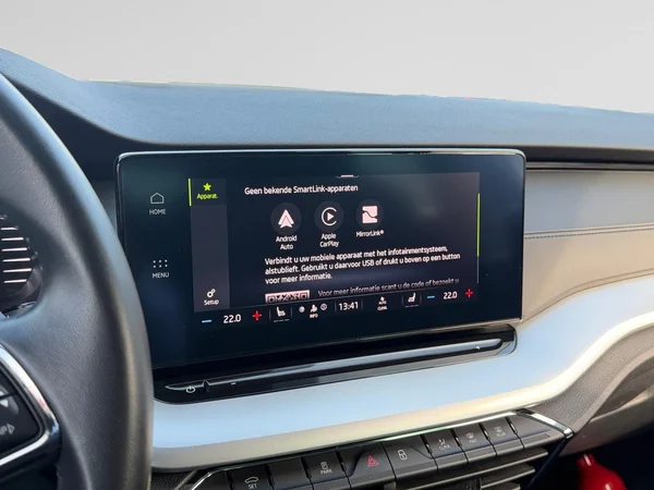 SKODA Octavia Combi (2024) — foto 6 van 20