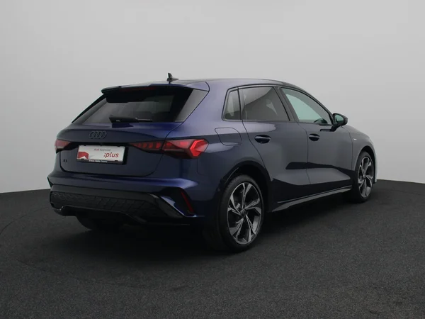 AUDI A3 Sportback PHEV (2025) — foto 10 van 16