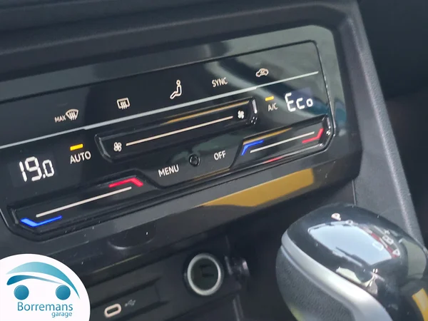 Volkswagen Tiguan (2023) — foto 27 van 40