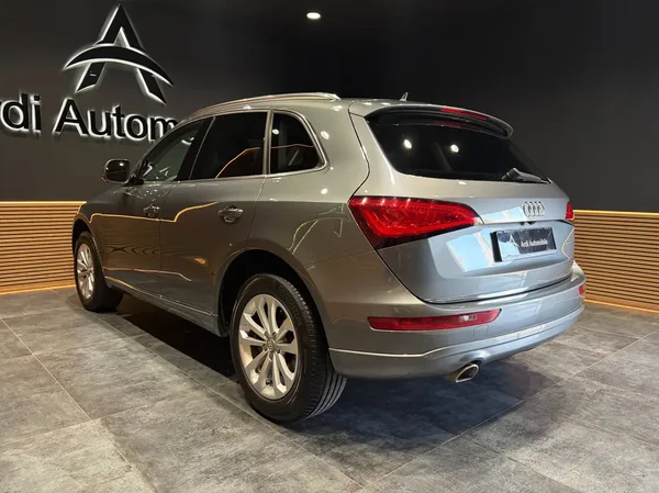 Audi Q5 (2015) — foto 27 van 28