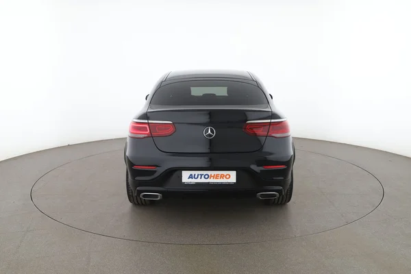 Mercedes-Benz GLC-Klasse (2021) — foto 11 van 16