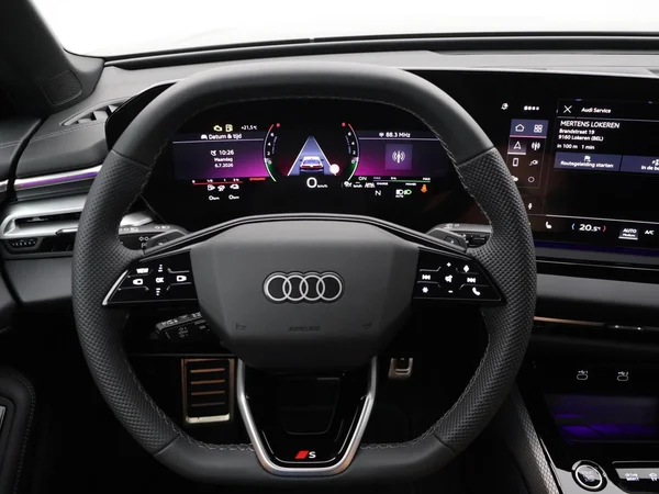AUDI A5 e-hybrid (PHEV) (2026) — foto 4 van 23